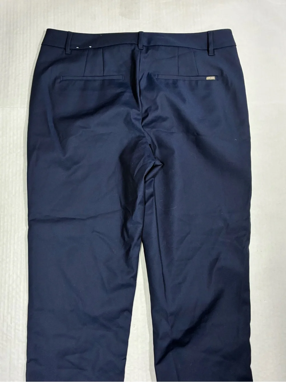 WHITE HOUSE BLACK MARKET THE SLIM ANKLE PANT NEW WITH TAG